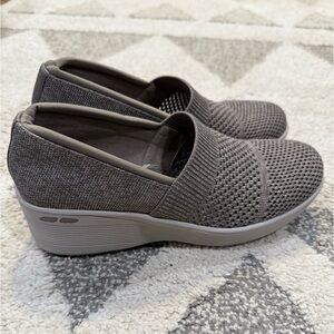 Women's Gray Slip-On Wedge Shoes